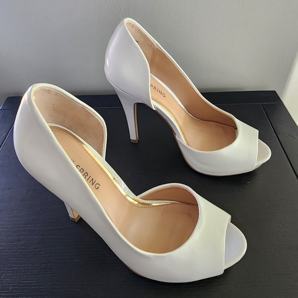 Call it Spring White Platform Heels - Picture 4 of 6